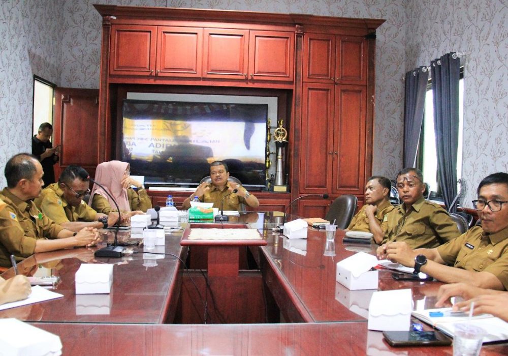 Jelang Adipura, Wabup Parimo Ajak Warga Tanamkan Budaya Bersih