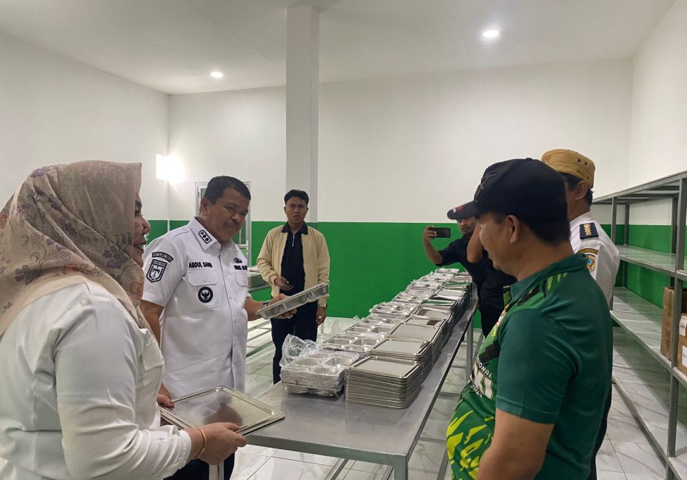 Dapur Makanan Bergizi di Bolano Lambunu Ditinjau Wabup