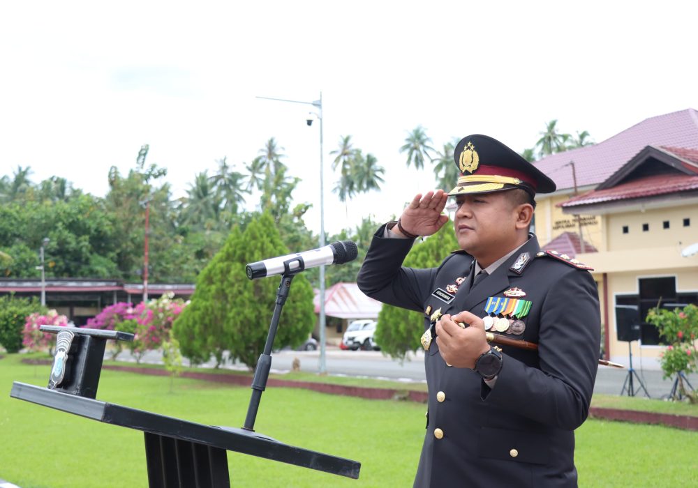 Polres Parigi Moutong Gelar Upacara Peringati Hari Pahlawan
