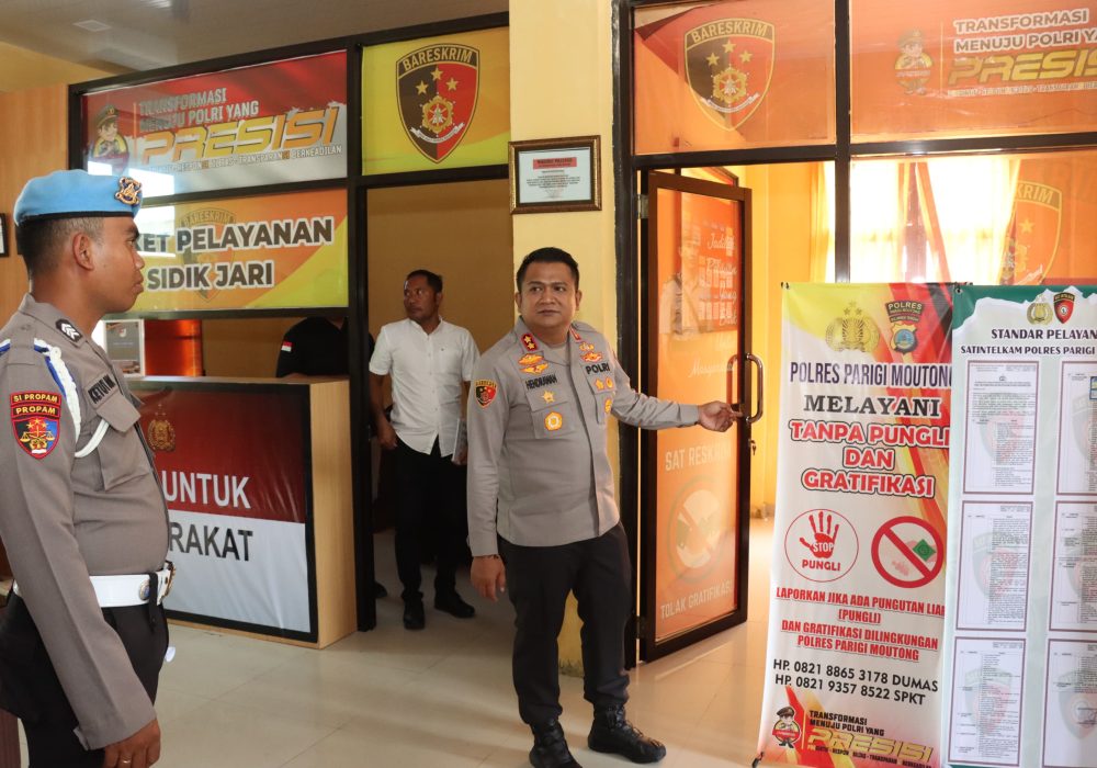 Kapolres Parimo Tinjau Pelayanan SPKT dan SKCK