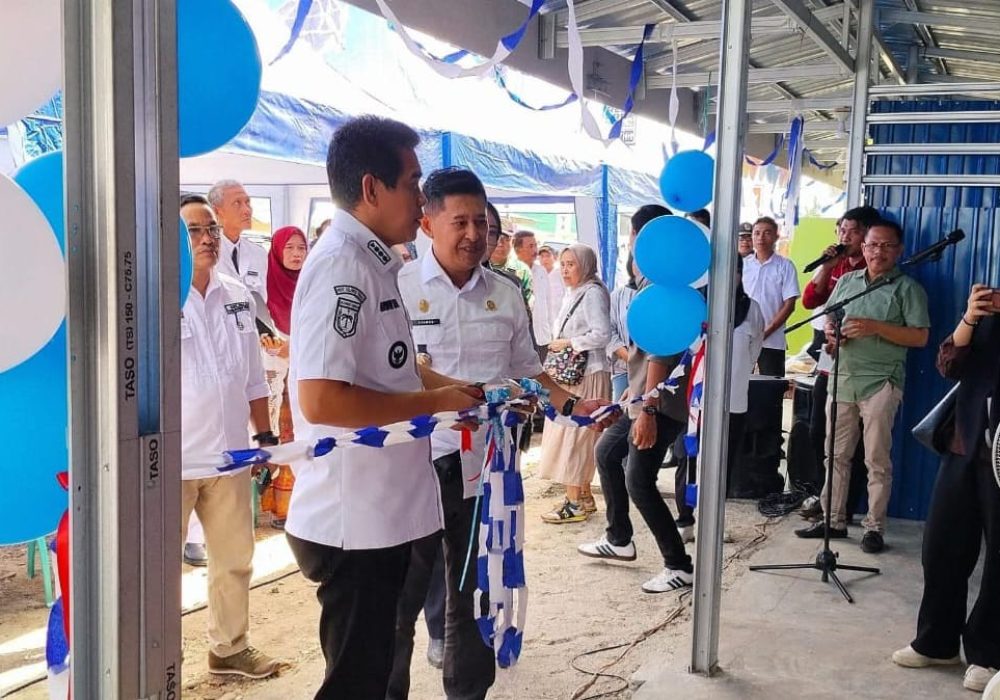 Perkuat Ekonomi Lokal, Bupati Parimo Resmikan Rest Area Ogomolos