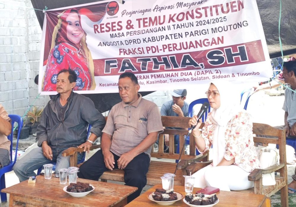Fathia Bantu 50 Sak Semen untuk Pembangunan Musala di Siney