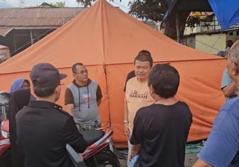 Pemkab Parimo Hadir untuk Korban Kebakaran Asrama Yojokodi