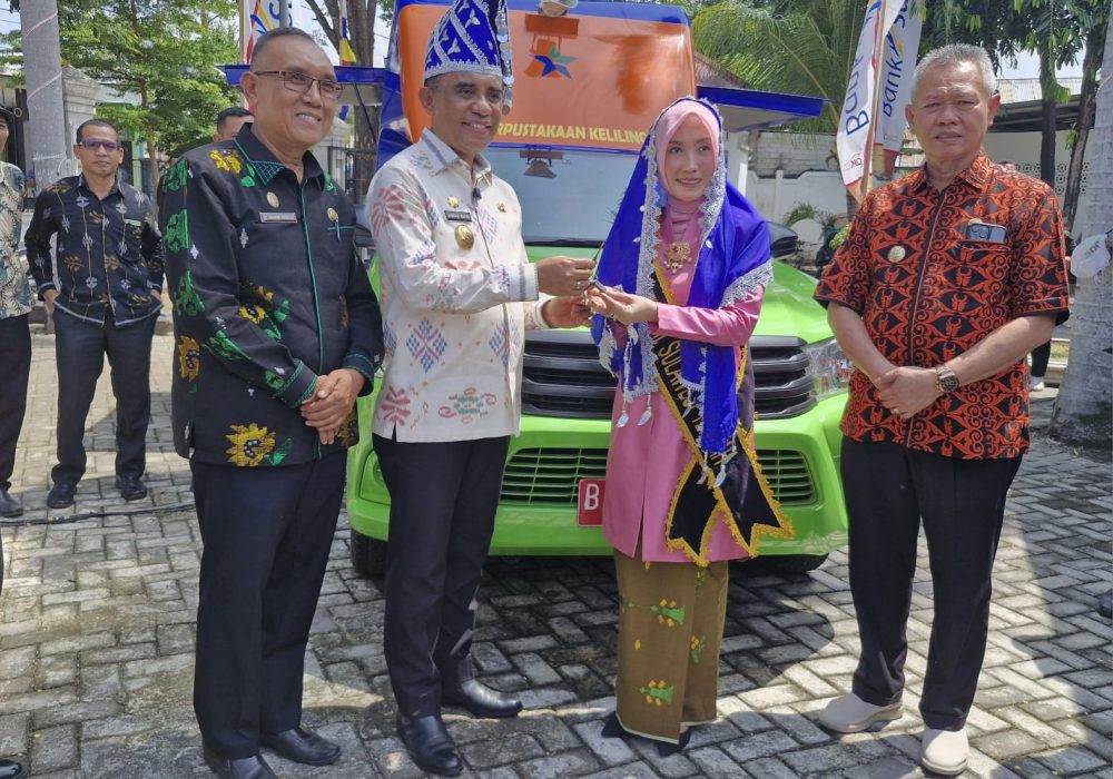 Hestiwati Nanga Dikukuhkan Sebagai Bunda Literasi Parigi Moutong